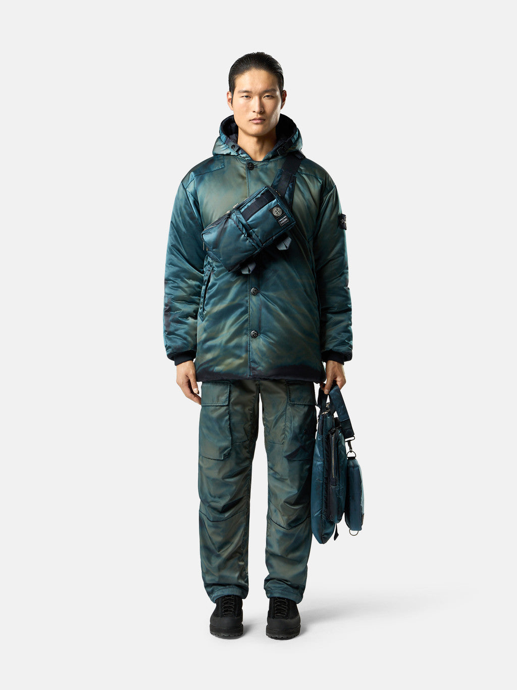 9200004 HAND CORROSION ON NYLON TWILL