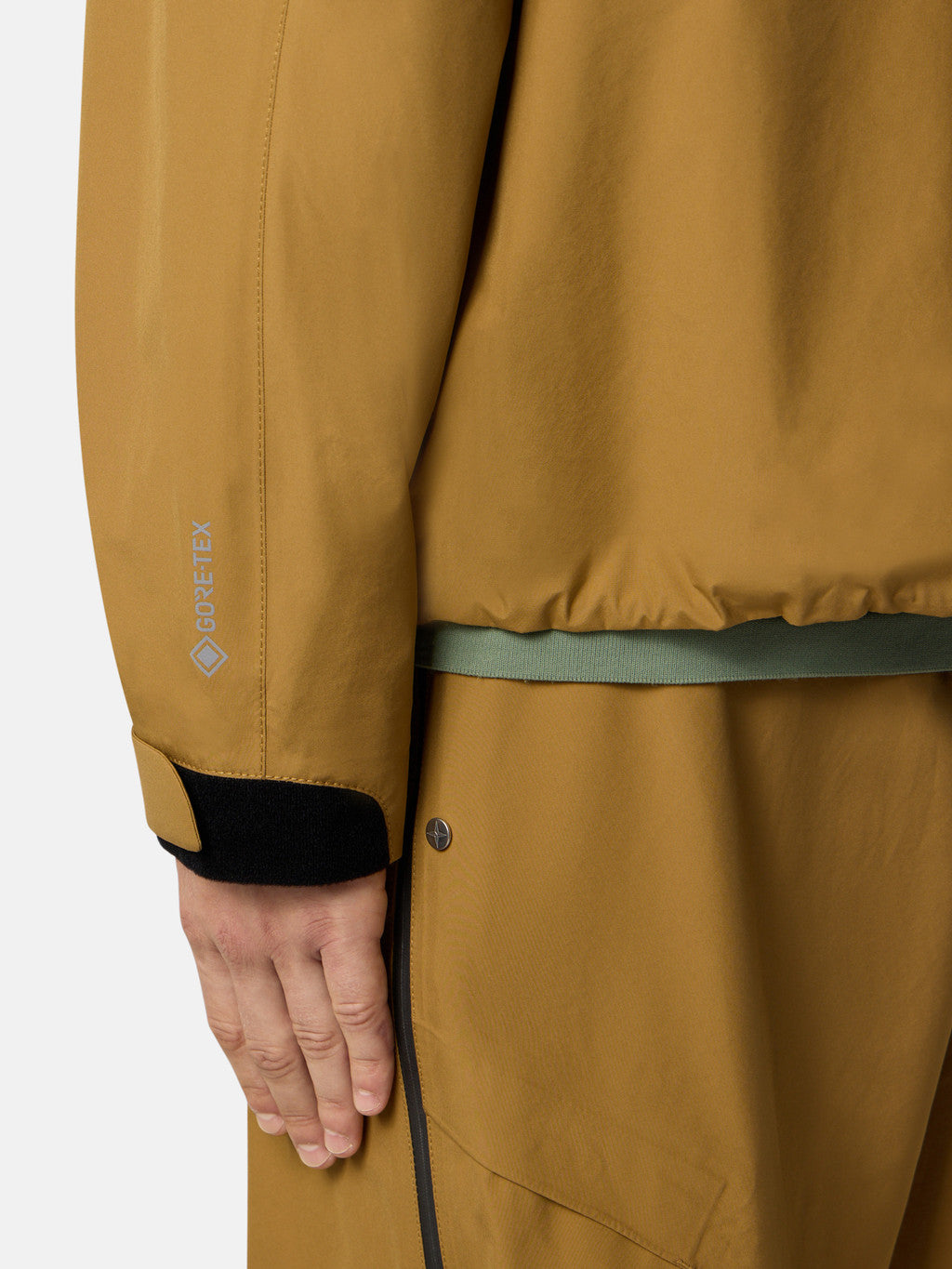 Q100017 3L GORE-TEX MADE WITH BIONIC POLY_STONE ISLAND STELLINA